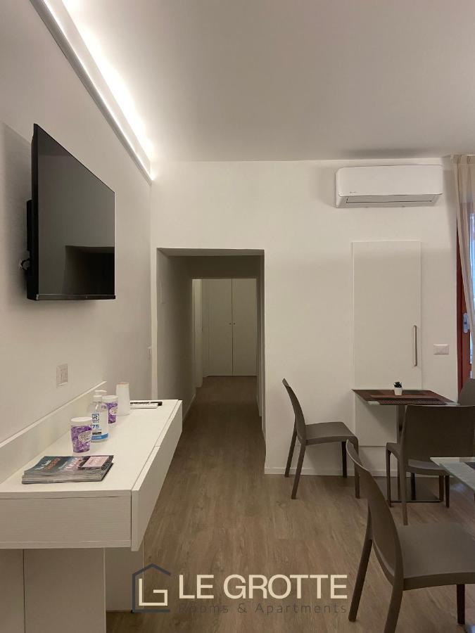 Affittacamere Le Grotte - Le Grotte Rooms & Apartments Camerano Exterior foto